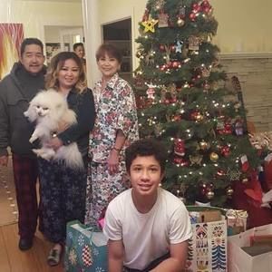 Meet your Posher, Rowena